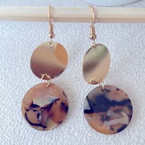 Brown marble dangle earrings